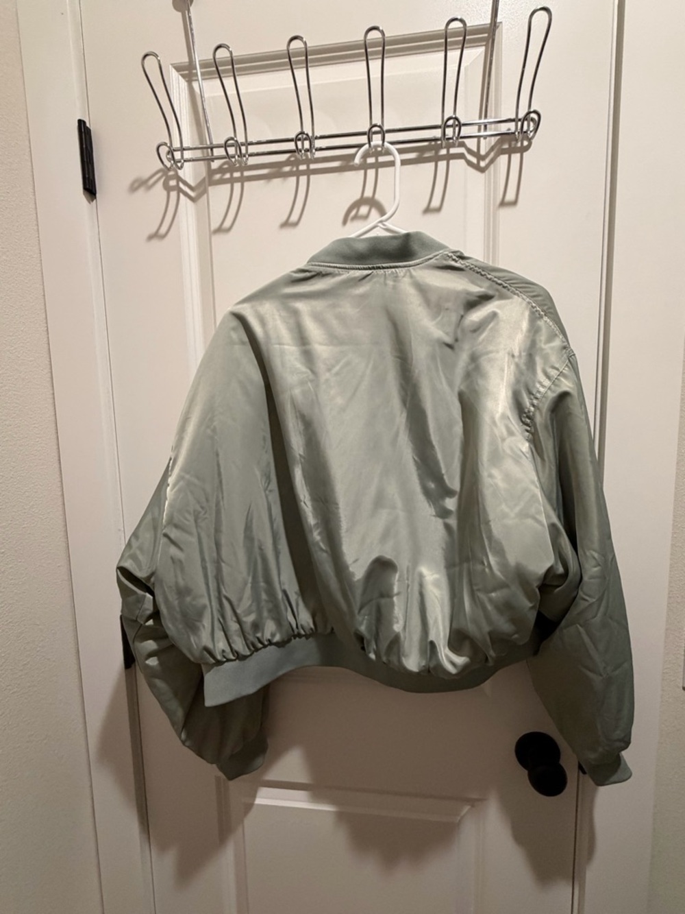 Ci Sono Sage Green Cropped Bomber Jacket - Picture 5 of 6